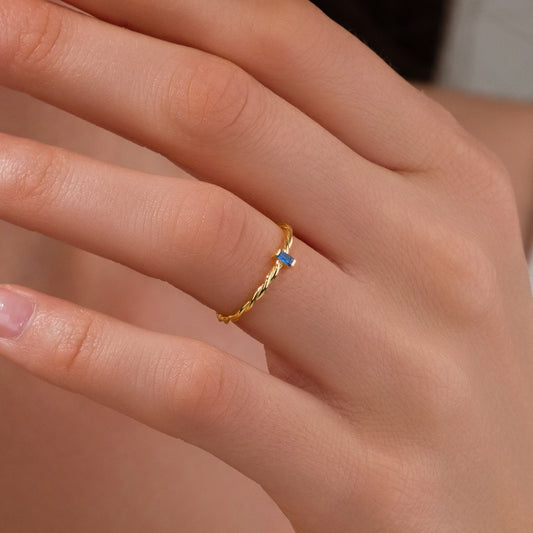 Sapphire İnce Twist Gümüş Yüzük