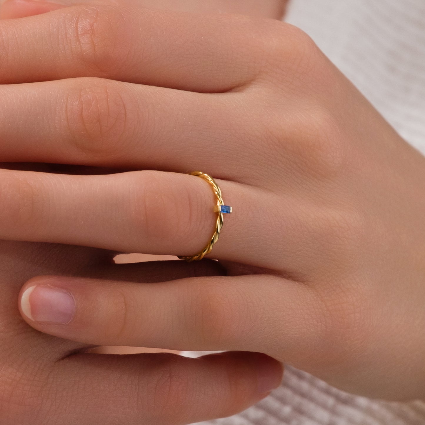 Sapphire İnce Twist Gümüş Yüzük