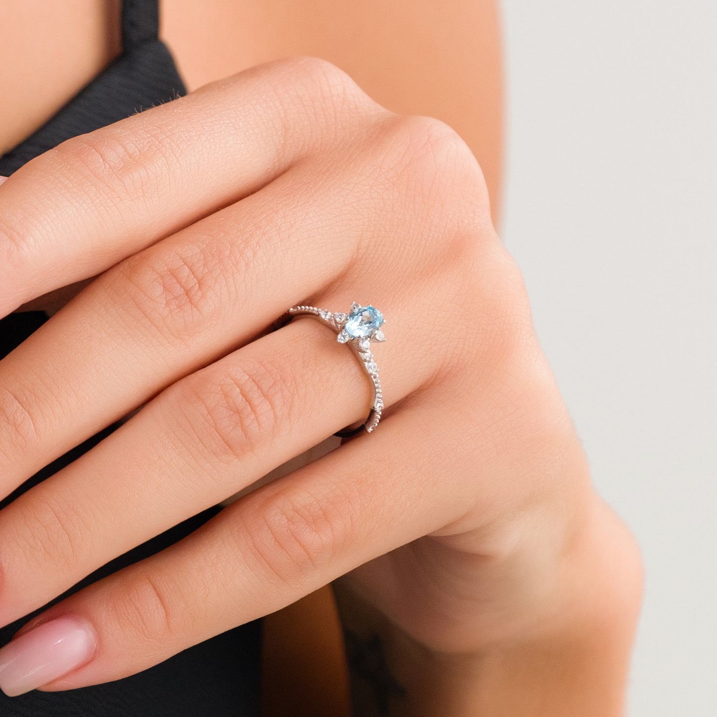 Blue Topaz Gümüş Yüzük